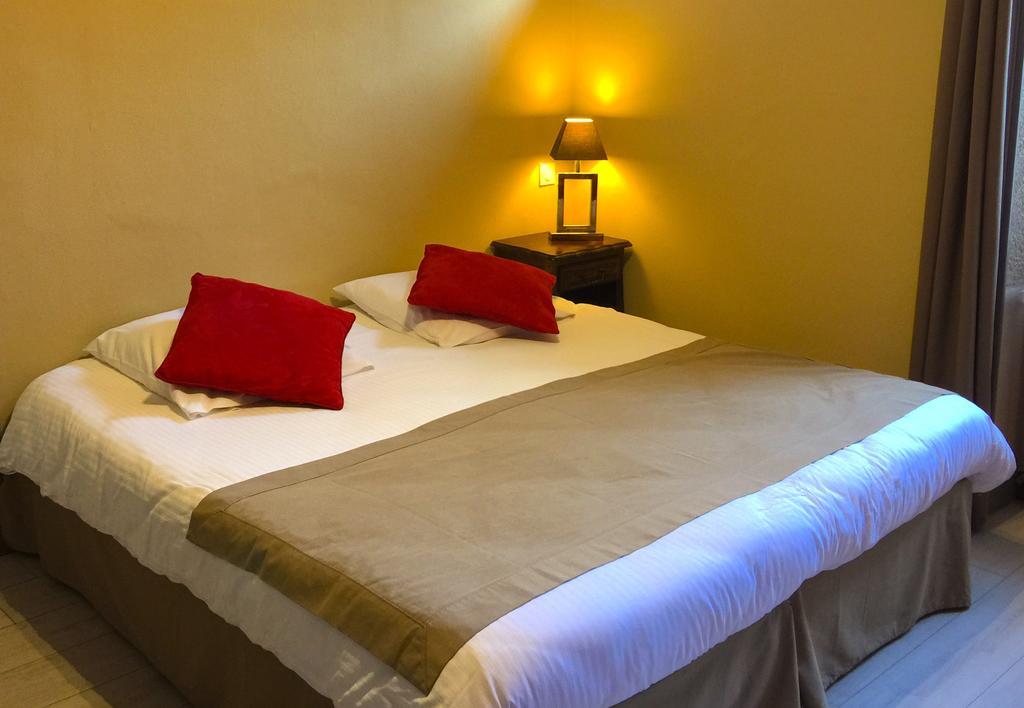 L'Estaminet Hotel Mazille Cameră foto